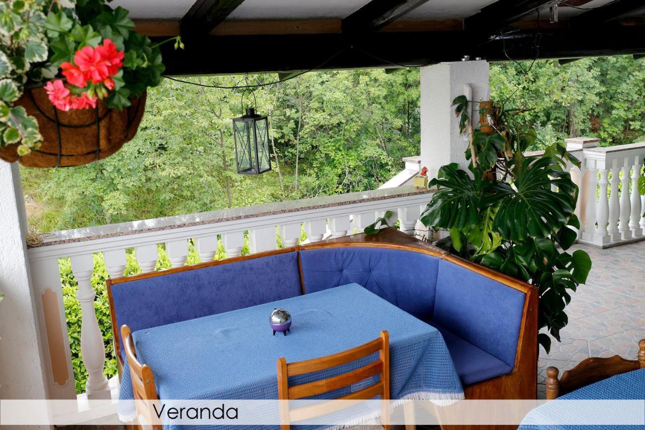 Anica Iles Viskovo Exterior foto